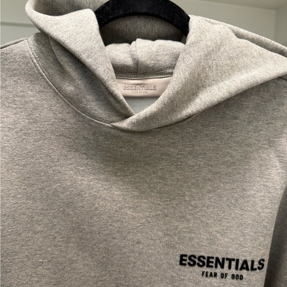 Fear of God Essentials Dark oatmeal Size Small BNWT 100% Authentic - Picture 3 of 7